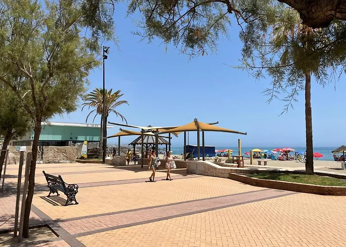 Moderno Apartamento En Primera Linea Paseo Maritimo Fuengirola